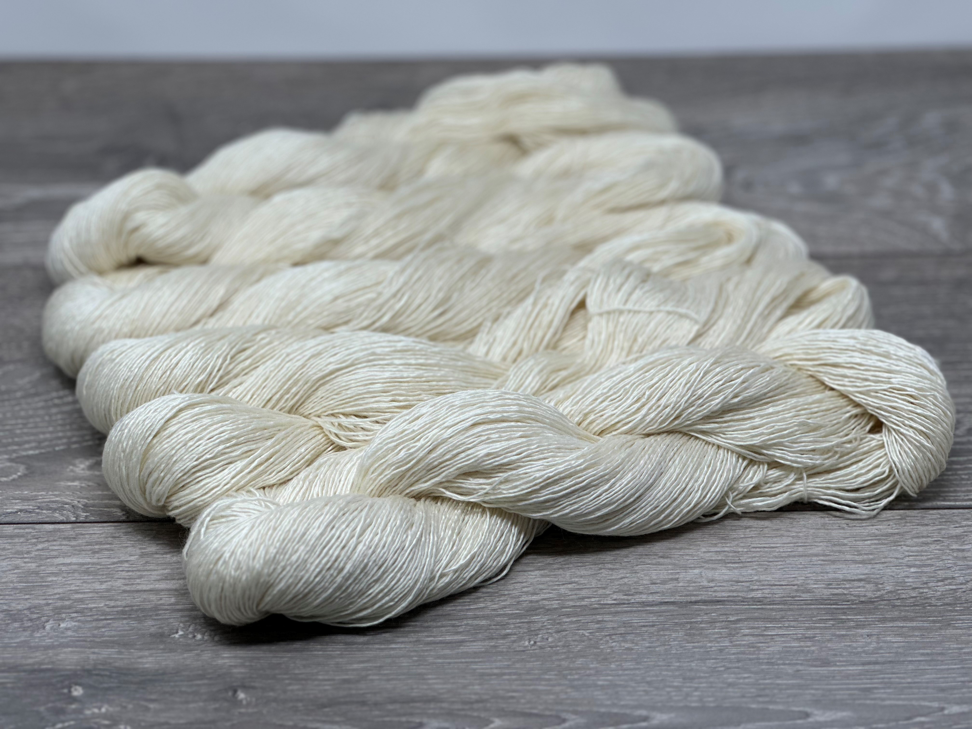 Sock Weight Singles 75% Superwash Extrafine (19.5 micron)  Merino Wool 25% Silk Yarn 5 x 100g Pack